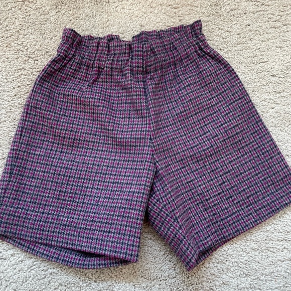 Bonpoint Milly shorts size 6 - Picture 2 of 3